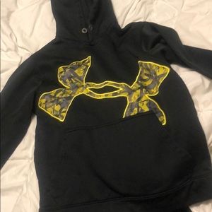 Men’s under armor hoodie